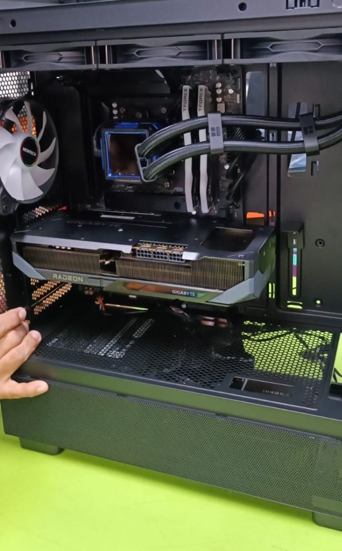 Practical Gaming PC + Work Desktop PC (Entry High End) (Category: Desktops) located in Quezon City. Submitted by aresxt (Listing ID 1435427228, Image 3). Description: Selling my well-planned, high-performance desktop PC. Built recently for heavy workloads and professional use. I’m honestly hesitant to let this go. Current component prices remain elevated (largely driven by AI-related demand for chips), so this system was carefully optimized for p