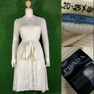 (Category: ) located in . Submitted by luxurygarments (Listing ID 1435760614, Image 1). Description: .