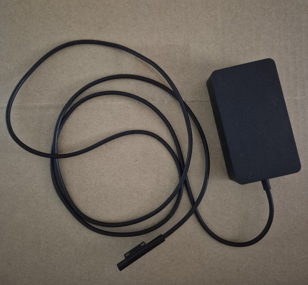 Pre-Owned Microsoft Surface Pro Surface Book Genuine Charger Power Supply 65W Model 1706443994918900869124