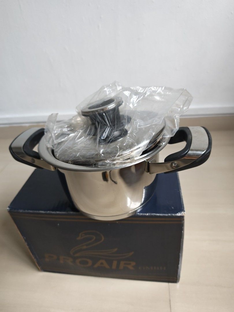 Proair Stainless Steel Pot with Lid