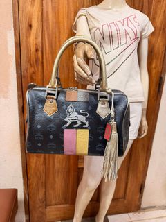 (Category: ) located in . Submitted by lilowearph (Listing ID 1435817234, Image 1). Description: .