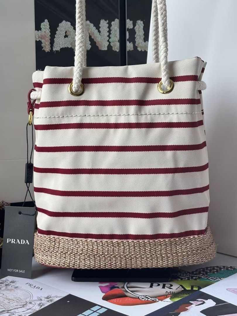 Res Striped Canvas Bag VIP GIFT | GWP (Category: Beach Bags) located in Bulacan. Submitted by allysalvador11 (Listing ID 1435891510, Image 3). Description: Size: 24x13x25 Due to manual measurement and different measurement methods, please allow 1-3cm deviation. PREORDER NO RUSH SHIPPING! If in doubt, don’t buy! Pls read before ordering. Actual pic posted All prices are fixed. No haggling Strictly PAYMENT FIRST & Shipping only We can also do lalam