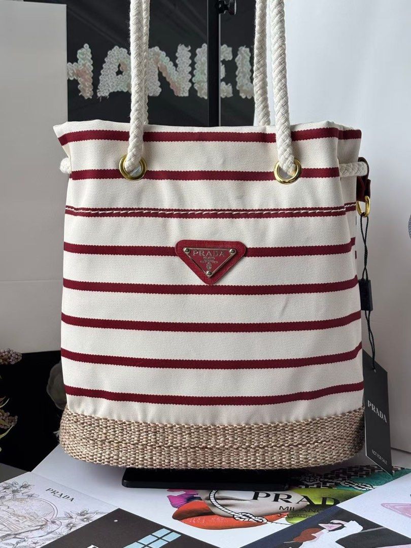 Res Striped Canvas Bag VIP GIFT | GWP (Category: Beach Bags) located in Bulacan. Submitted by allysalvador11 (Listing ID 1435891510, Image 2). Description: Size: 24x13x25 Due to manual measurement and different measurement methods, please allow 1-3cm deviation. PREORDER NO RUSH SHIPPING! If in doubt, don’t buy! Pls read before ordering. Actual pic posted All prices are fixed. No haggling Strictly PAYMENT FIRST & Shipping only We can also do lalam