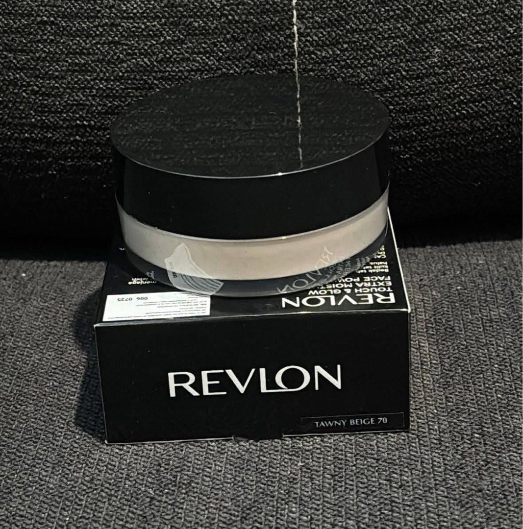 Revlon Face Powder Tawny Beige (Category: Makeup) located in Santiago. Submitted by riancpchn (Listing ID 1435859599, Image 1). Description: .