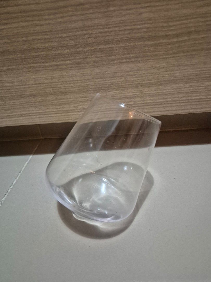 Rotating Whisky Glass Cup