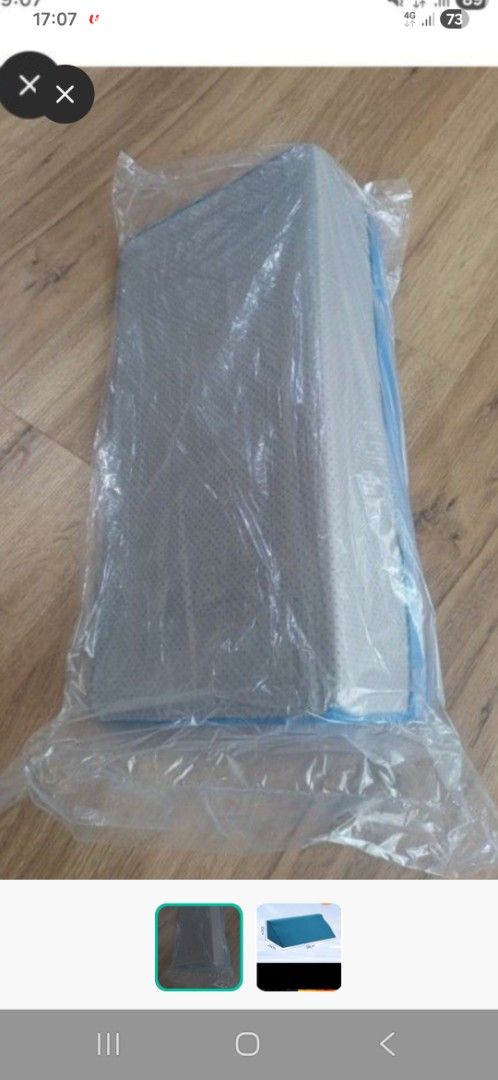 R-Type Bed Wedge Pillow - Small Size