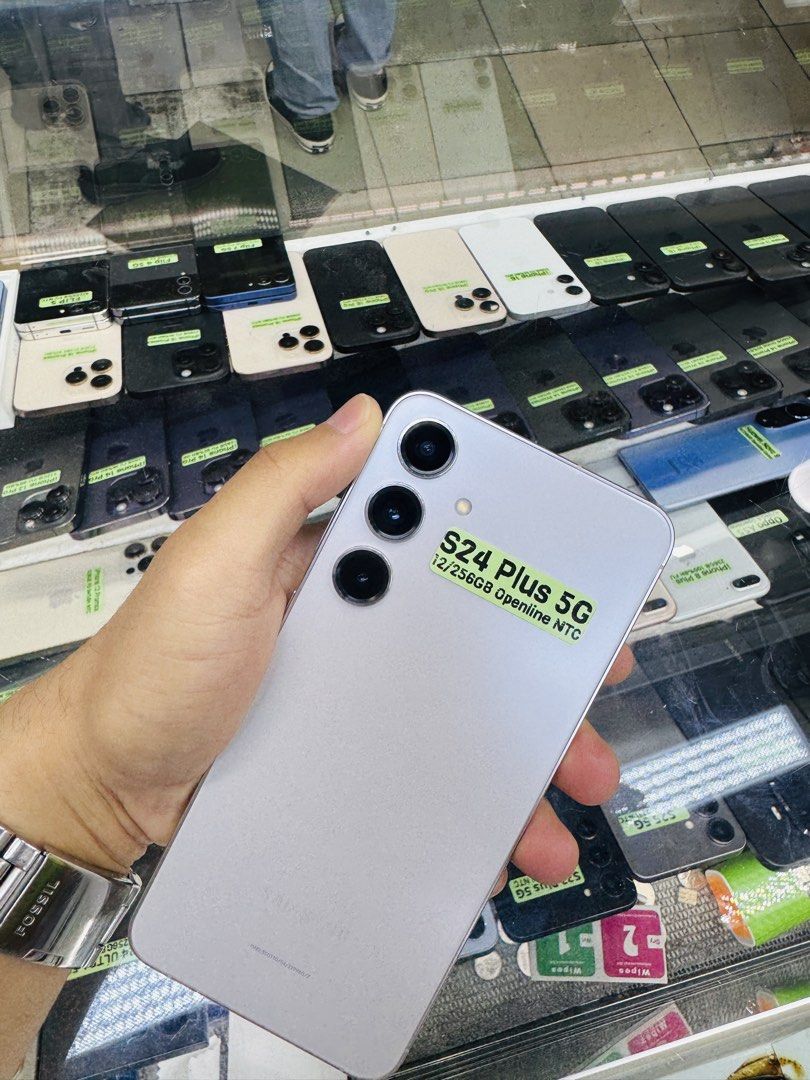 Samsung S24 Plus 12/256GB Openline NTC Approved (Category: Samsung) located in Manila. Submitted by kmgadgets (Listing ID 1435746125, Image 3). Description: FOR SALE | TRADE/SWAP Price: 26,999 On hand: S24 Plus✔️ 12/256GB ✔️ OPENLINE ✔️ NTC APPROVED ✔️ 100% Original ✔️ 99% Makinis ✔️ 99% Smooth ✔️ NOT REFURB ✔️ NO HIDDEN ISSUES ✔️ NEVER BEEN REPAIRED ✔️ TEST TO SAWA✔️ FREE 3-UTOOLS ✔️ ANY MODEL OF IPHONE AND SAMSUNG ARE AVAILABLE! ✨ We accept: 🔹