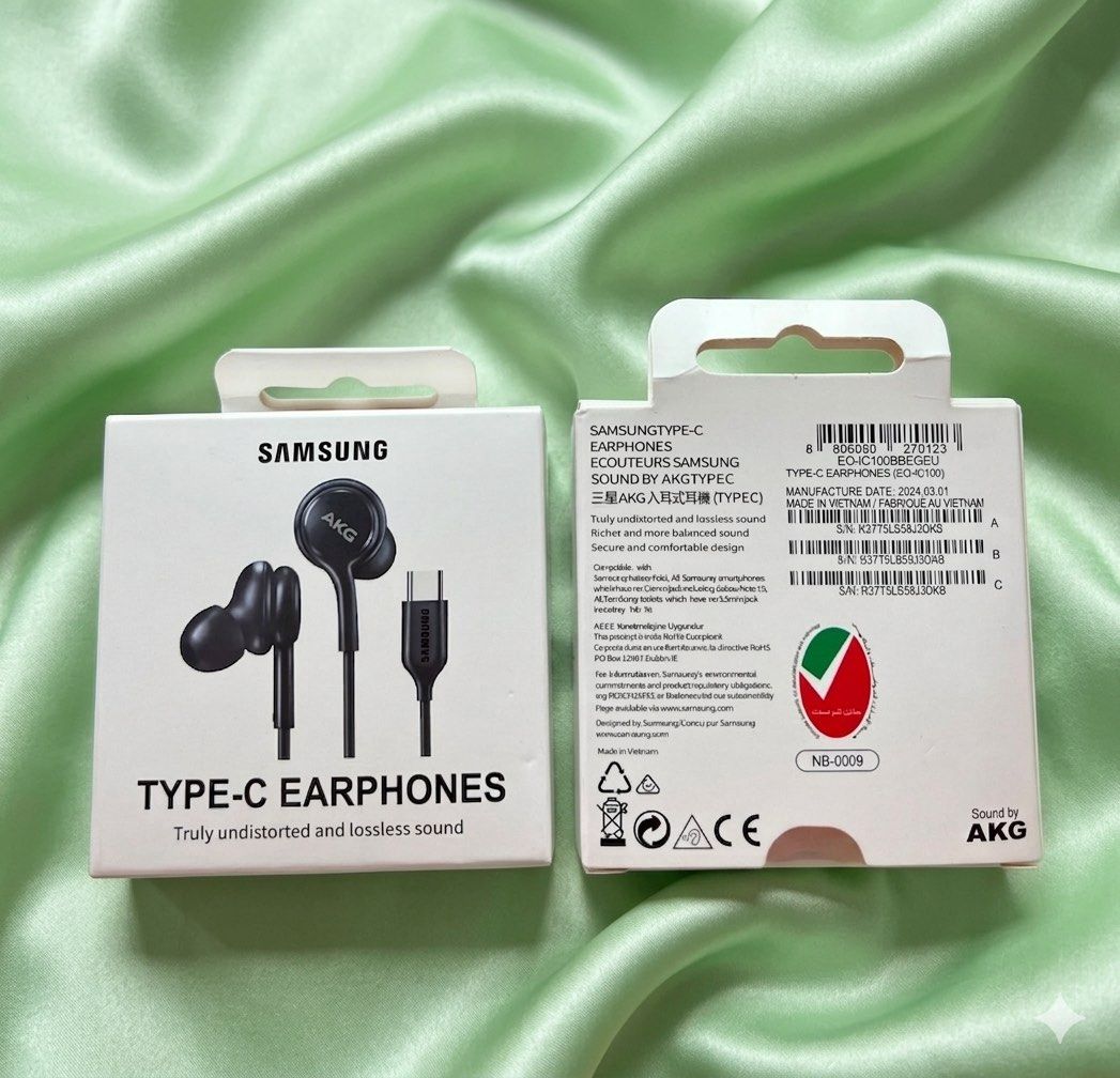 Samsung Type-C Earphone (Category: Earphones) located in Manila. Submitted by as_onlineshop11 (Listing ID 1435887675, Image 1). Description: .