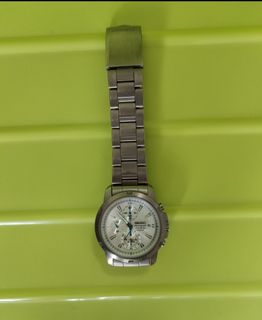 （分類：）位於 。 由 happwatch 提交（商品編號 1435732970，圖片 1）。簡介： 。