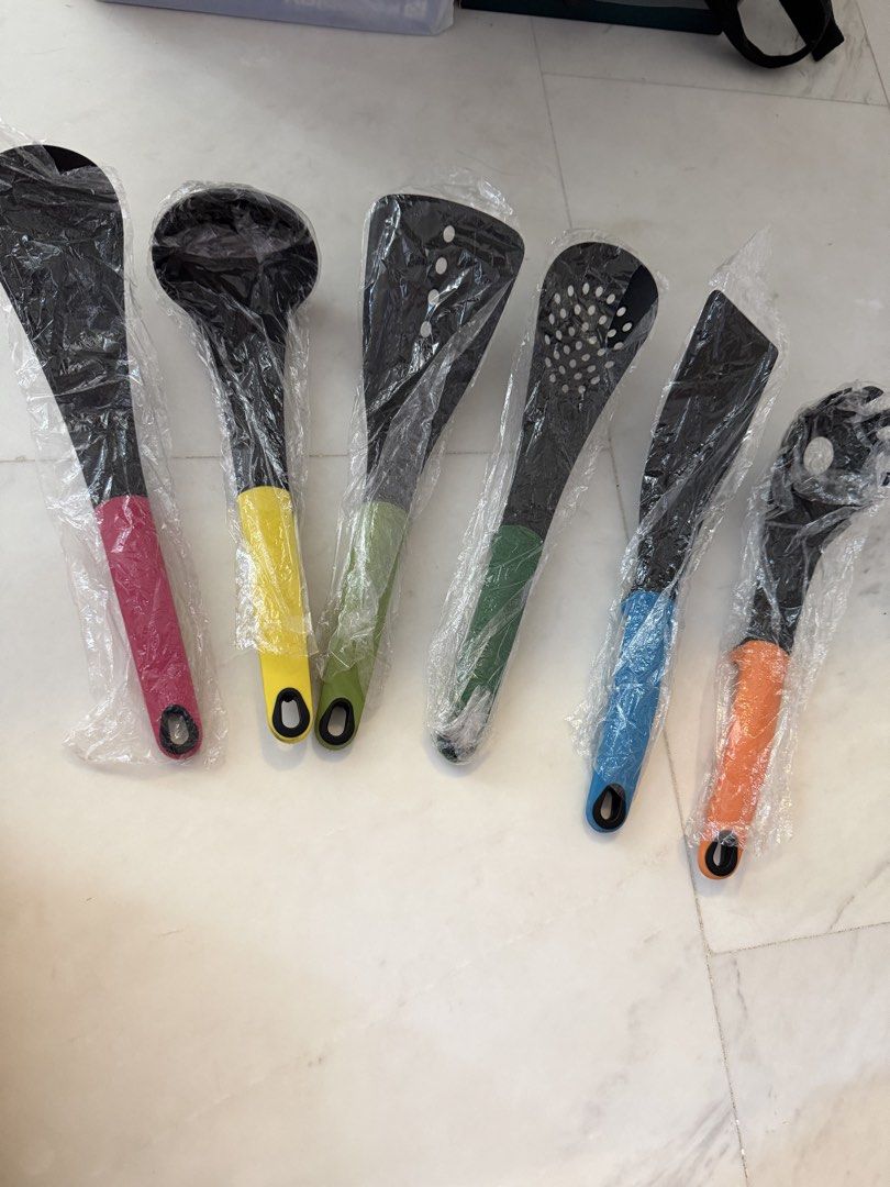 Set of 6 Cooking Utensils
