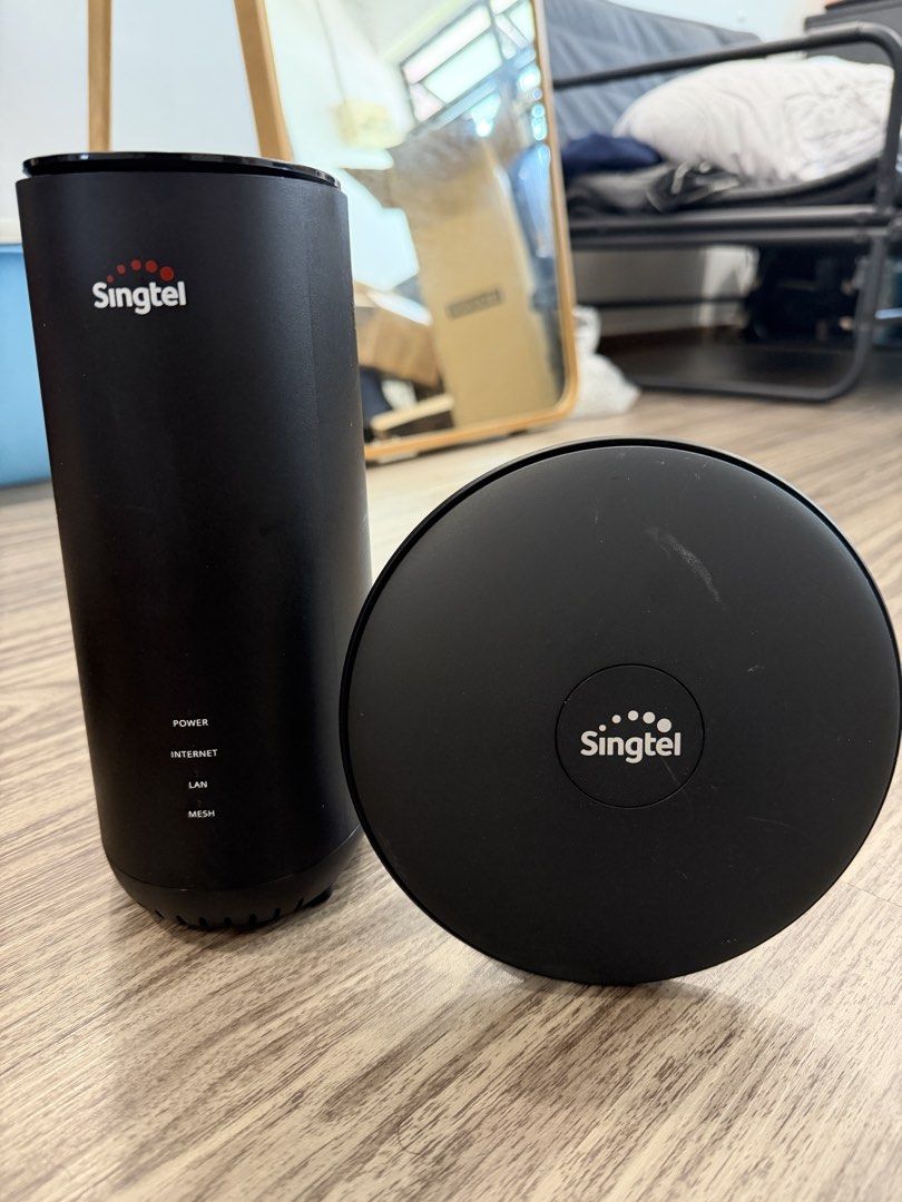 Singtel Router Set443883823155138564