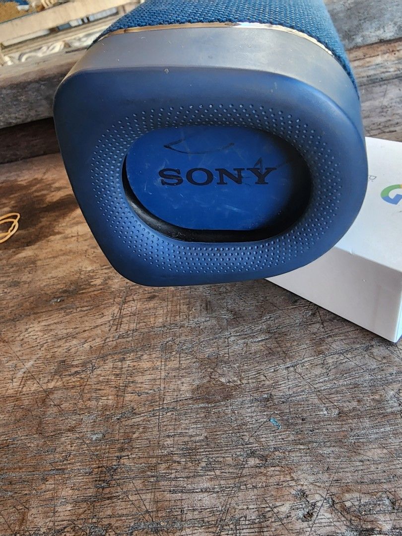Sony Bluetooth Speaker XB-33 (Category: Soundbars, Speakers & Amplifiers) located in Davao. Submitted by angeloaaltea (Listing ID 1435749949, Image 2). Description: - Sony Bluetooth speaker (blue) - Volume control buttons - USB and other input ports - Includes original box - Mesh fabric speaker cover -very good as a powerbank -with lights on 14hours -with lights off 24hours.