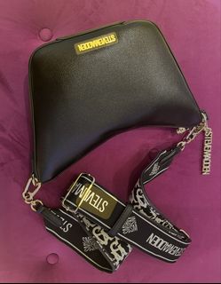(Category: ) located in . Submitted by Authentic_Newnpreloved (Listing ID 1435801115, Image 1). Description: .