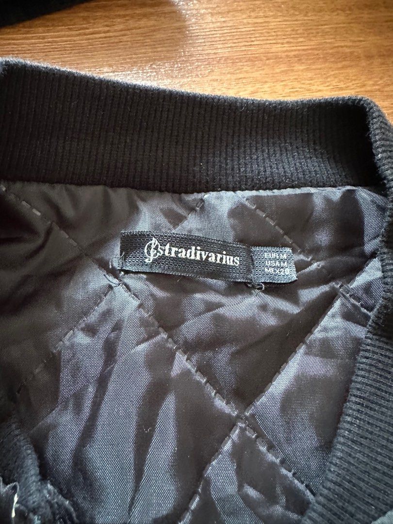 Stradivarius Bomber Jacket Floral (Category: Coats, Jackets and Outerwear) located in Cabuyao City. Submitted by mgcleaned (Listing ID 1435731242, Image 2). Description: seldom used. RFS: decluttering as-is pls see pics SIZE MEDIUM .