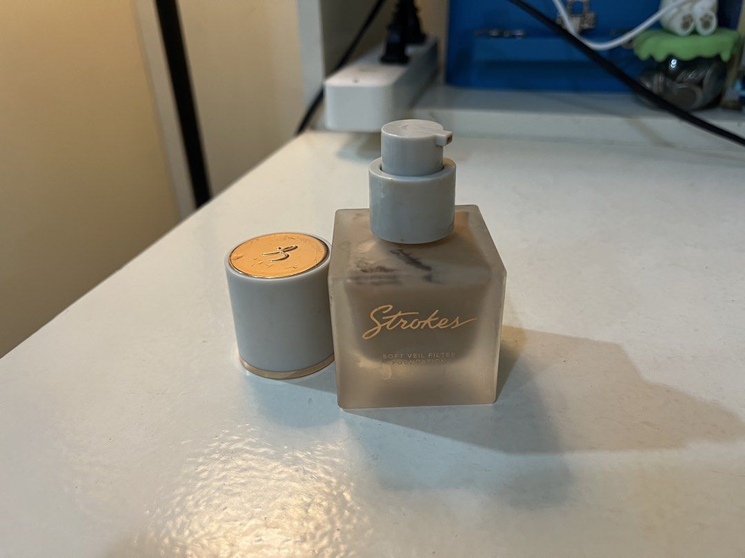 Strokes Soft Veil Foundation in Medium 03 (Category: Makeup) located in Mabalacat. Submitted by collectivesbyiya (Listing ID 1435874369, Image 3). Description: - bought for 550 - RFS: too orangey for my skin tone - 60-70% full - Clean and pump still working .