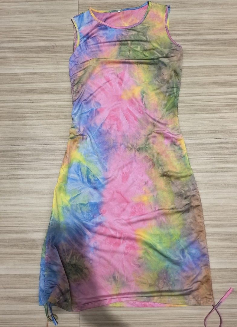 Summer dress (Category: Dresses) located in Muntinlupa City. Submitted by jajamd (Listing ID 1435765716, Image 1). Description: Please read. I'm selling in very low prices because I have moved in to a smaller house. Items are around 65-90% off. But to avail this, please buy at least 3 items from my listings. ------------- Tie die effect. Nice as beach dress.