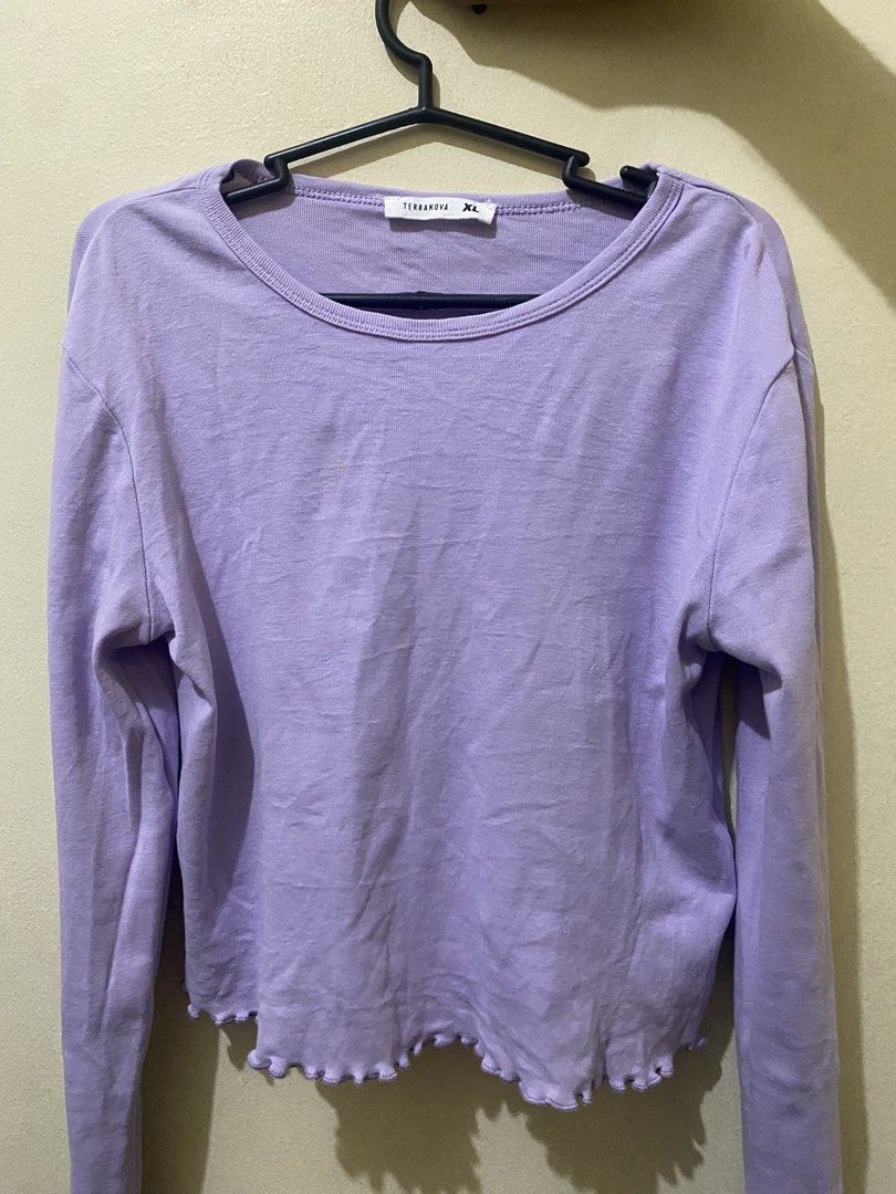 Terranova Long Sleeve Crop Top XL (Category: Longsleeves) located in Manila. Submitted by ynoshiko (Listing ID 1435898241, Image 1). Description: - Terranova long sleeve crop top - Color: Lavender - Size: XL - Features a round neckline - Ruffled/Lettuce hem RFS: i order it online and its too big for me Size: XL but it can fit to M/L MOP: Gcash/Gotyme Please manage your expectation as this item is pre-loved. Expect minor color differences due to s