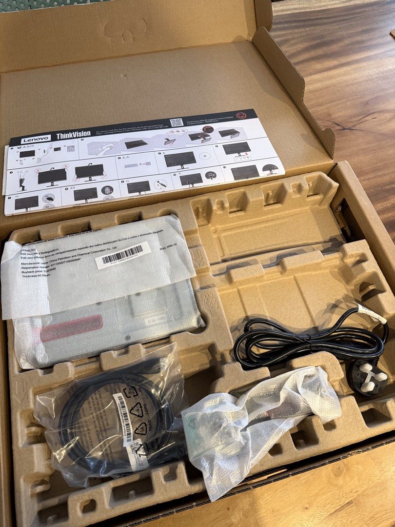 Thinkvision S24i-30444139950929367044