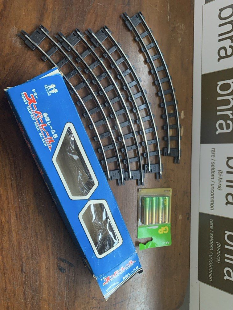 Tomy Super Rail Black - Old New Stock (Category: Action & Battle Toys) located in Carmona. Submitted by bihira (Listing ID 1435809319, Image 1). Description: Tomy Super Rail Black - Old New Stock - 4pcs Curved Rail - WYSIWYG - As is.
