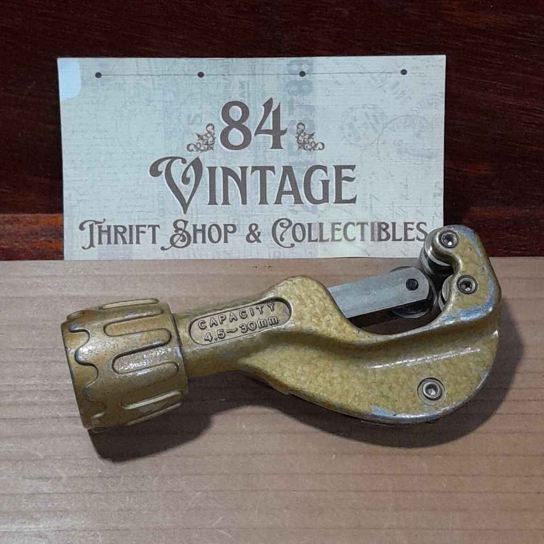 Tube Cutter (Category: Craft Supplies & Tools) located in Las Pinas. Submitted by 84vintage (Listing ID 1435741129, Image 1). Description: Actual photos posted. Please examine them carefully as they are part of the description. --📌 MUST READ Before Dealing with us 📌-- ⚠️Price is posted. No lowballs please. ⚠️Vintage items are only sold As Is Where Is. If you want new items without any flaws, you can buy at the mall. Please manage your expectati