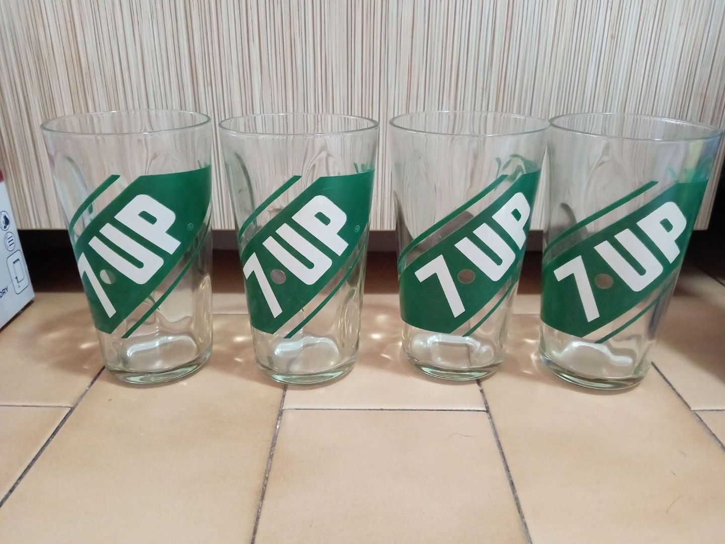 Vintage 7-Up Drinking Glasses - Set of 4