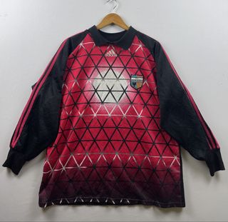 (Category: ) located in . Submitted by jogho_clothing (Listing ID 1435902868, Image 1). Description: .