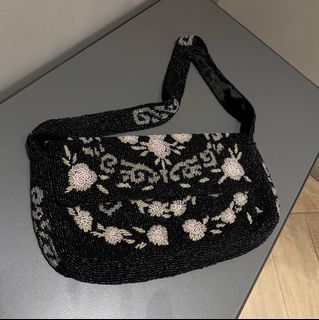 (Category: ) located in . Submitted by saripopo (Listing ID 1435858758, Image 1). Description: .