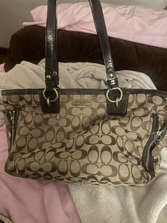 (Category: ) located in . Submitted by 16jjp (Listing ID 1435890385, Image 1). Description: .