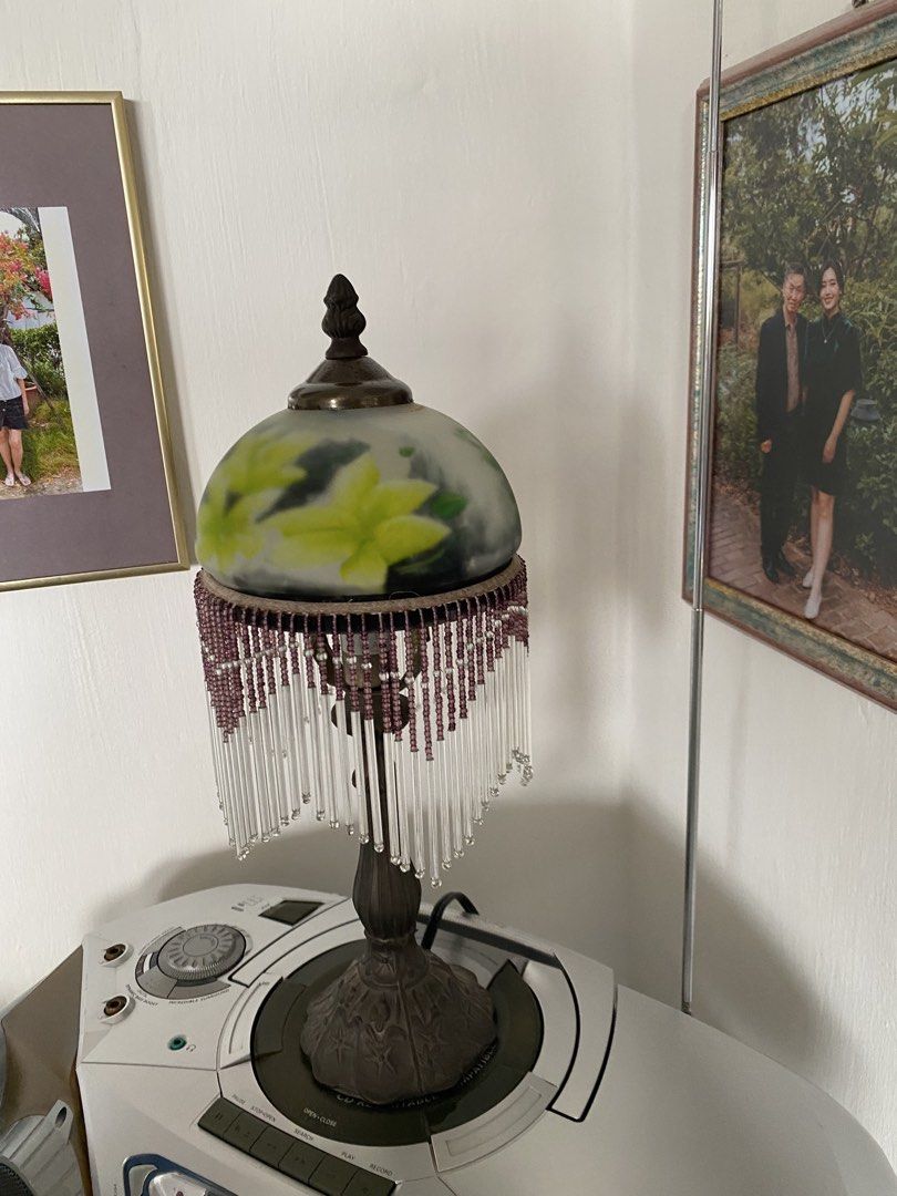 Vintage Table Lamp with Beaded Fringe. Working