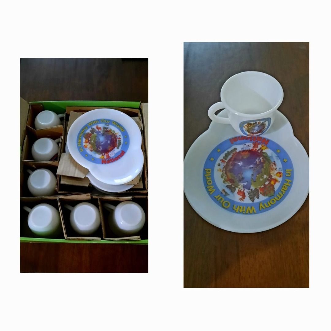 Vintage Tea Set with Saucers,Mugs and tea pot set etc...443734462941122560