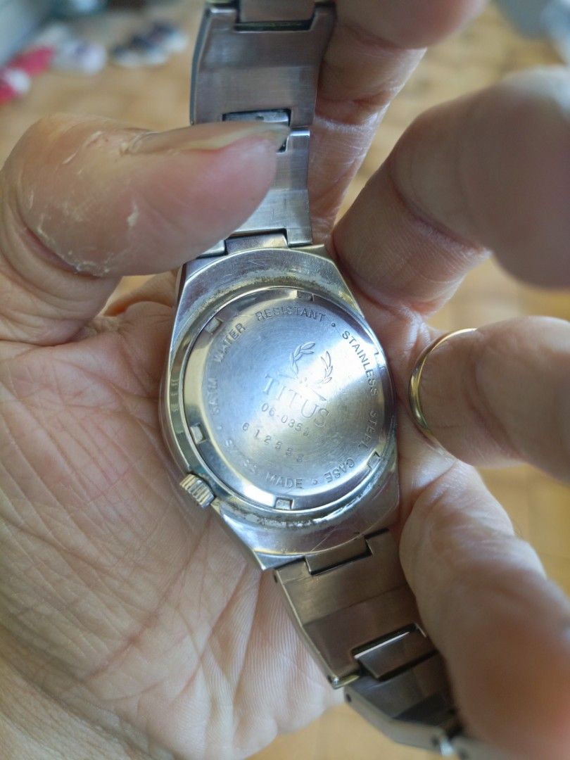 Vintage Titus quartz watch (Category: Men's Watches) located in Paranaque City. Submitted by timeforus (Listing ID 1435831509, Image 3). Description: buyer shoulders delivery. strap is a bit short.