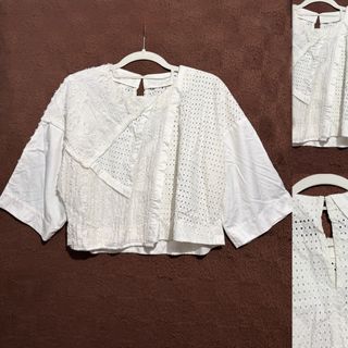 (Category: ) located in . Submitted by madamvcloset (Listing ID 1435816405, Image 1). Description: .