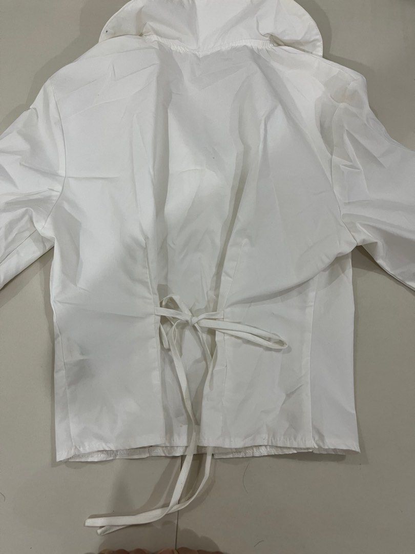 White Blouse with Tie Back (Category: Blouses) located in Trece Martires City. Submitted by rubyjwle (Listing ID 1435861101, Image 2). Description: - White collared blouse - Long sleeves - Button-down front - Tie-back design - Washable stains Price: 180 (negotiable) MOP: Payment 1st via GCash/Maya MOD: Direct J&t.