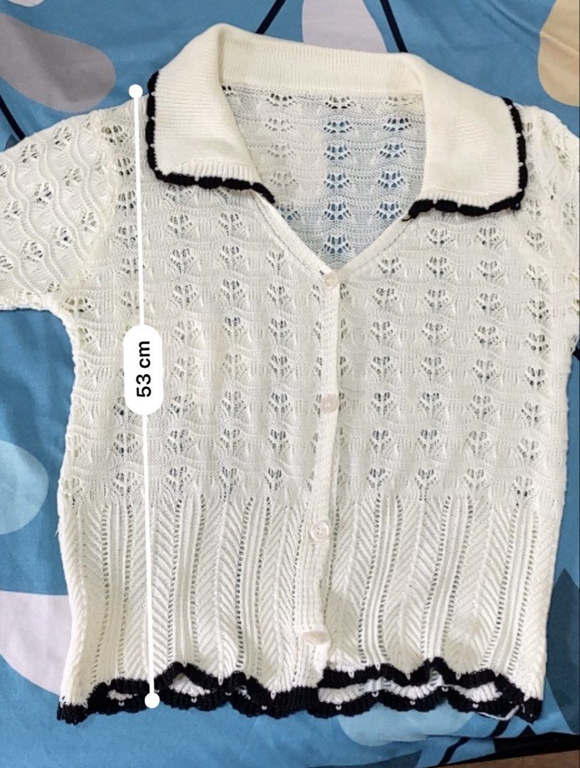 White Knit Cardigan with Black Trim (Category: Others Tops) located in Makati City. Submitted by beaa24 (Listing ID 1435804822, Image 3). Description: Very stretchable. No when worn photo. No issues.