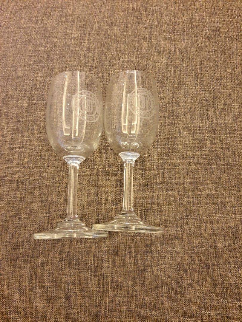Wine Glass443956462501898242
