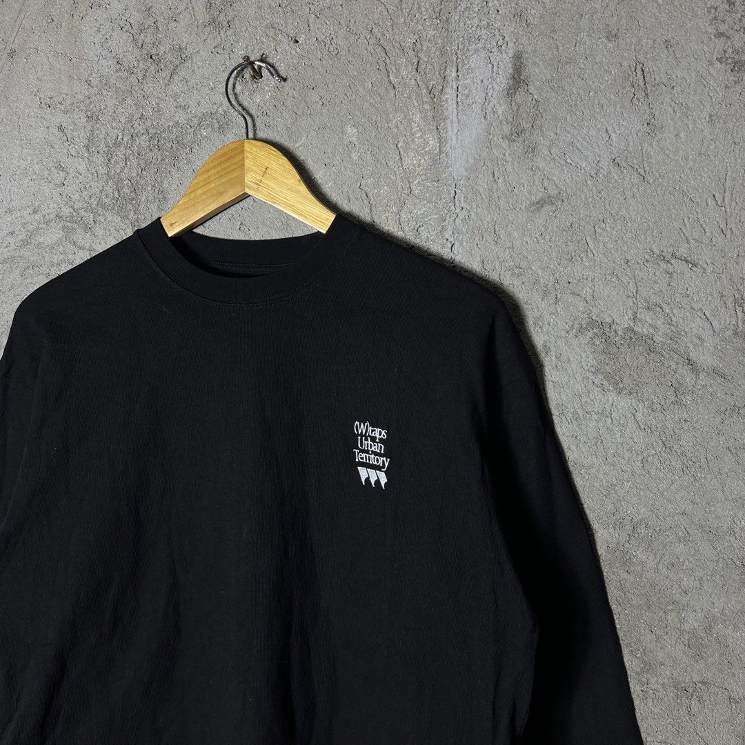 Wtaps - OBJ 03 - L/S Tee (Category: Activewear) located in Quezon City. Submitted by cityboycrates_ph (Listing ID 1435861267, Image 2). Description: Size: 01 27" length 21" width Material: Cotton Made In: Japan Condition: Excellent Color rate: 9.5/10 Issue: None Exact metrics shared upon inquiry. Take a quick moment to double-check the size & condition. Once an order is placed and confirmed, we may not be able to make changes or offer cancellatio