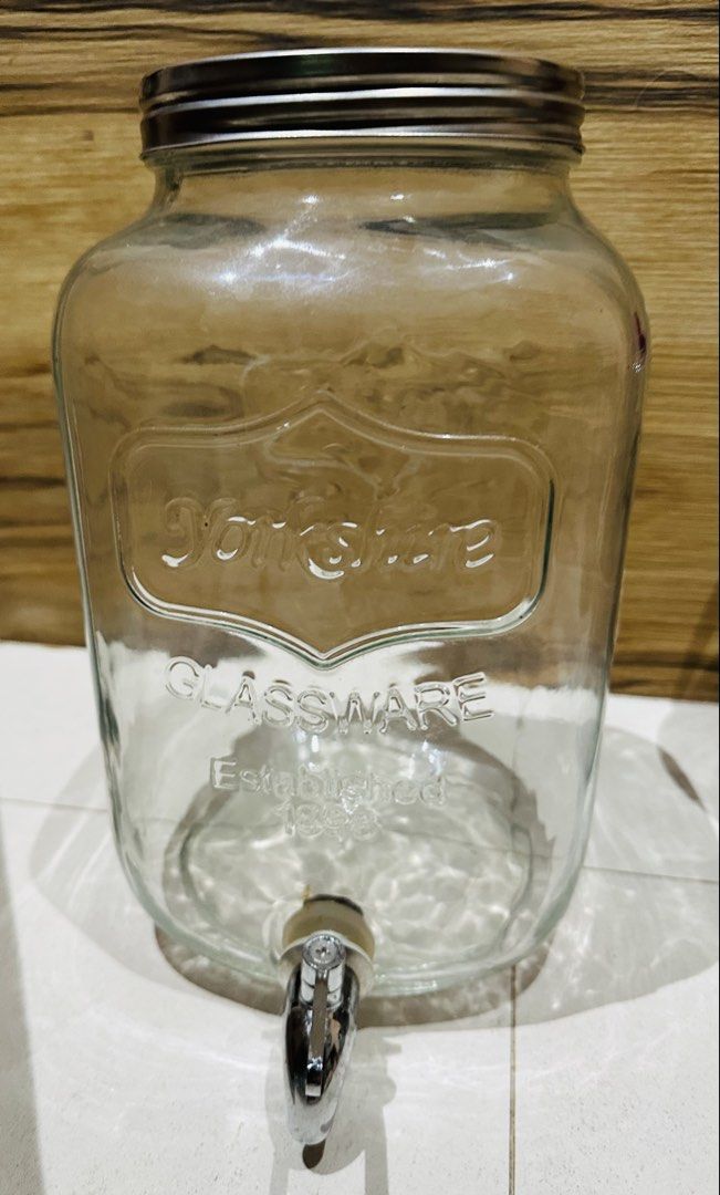 Yorkshire Glassware Beverage Dispenser