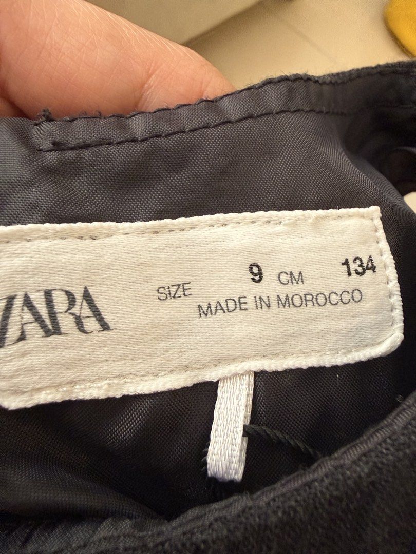 Zara Dress Size 9 (Category: Babies & Kids Fashion) located in Quezon City. Submitted by miomargoods (Listing ID 1435721752, Image 2). Description: .