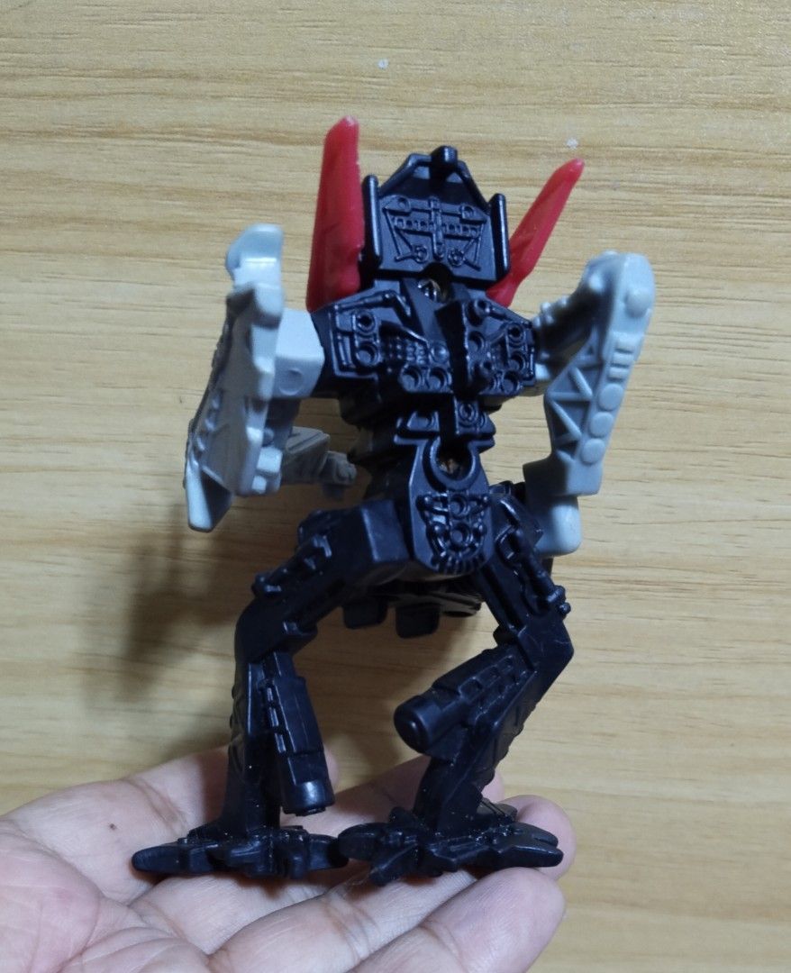 2008 Mcdo Lego Bionicle toy figure preloved (Category: Lego & Building Sets) located in Tuba. Submitted by lous.stuff (Listing ID 1440875408, Image 3). Description: preloved wysiwyg.