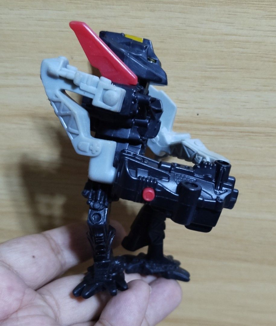 2008 Mcdo Lego Bionicle toy figure preloved (Category: Lego & Building Sets) located in Tuba. Submitted by lous.stuff (Listing ID 1440875408, Image 2). Description: preloved wysiwyg.