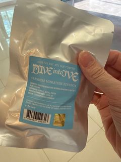 （分類：）位於 。 由 troischatslux 提交（商品編號 1440845257，圖片 1）。簡介： 。