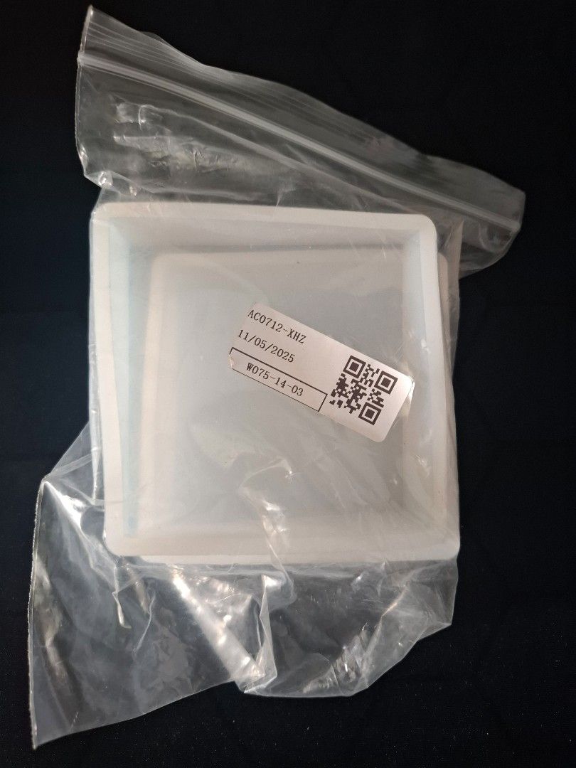 2pcs Square Silicone Mold Tray Coaster 8.5cm (Category: Bakeware) located in Quezon City. Submitted by an.marie (Listing ID 1440829648, Image 1). Description: - Square silicone mold for DIY projects - Ideal for making soaps, candles, or resin crafts - Made from flexible and durable silicone material - Easy to demold your finished creations - Perfect for unleashing your creativity at home.