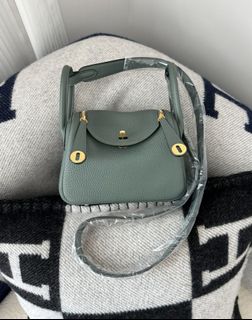 (Category: ) located in . Submitted by myclosetph143 (Listing ID 1440812225, Image 1). Description: .