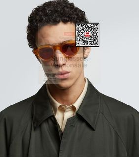 (Category: ) located in . Submitted by sunglasses.versionsale (Listing ID 1440892451, Image 1). Description: .