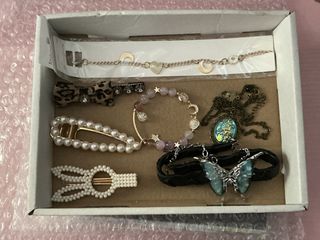 （分類：）位於 。 由 nan0_ 提交（商品編號 1440896038，圖片 1）。簡介： 。