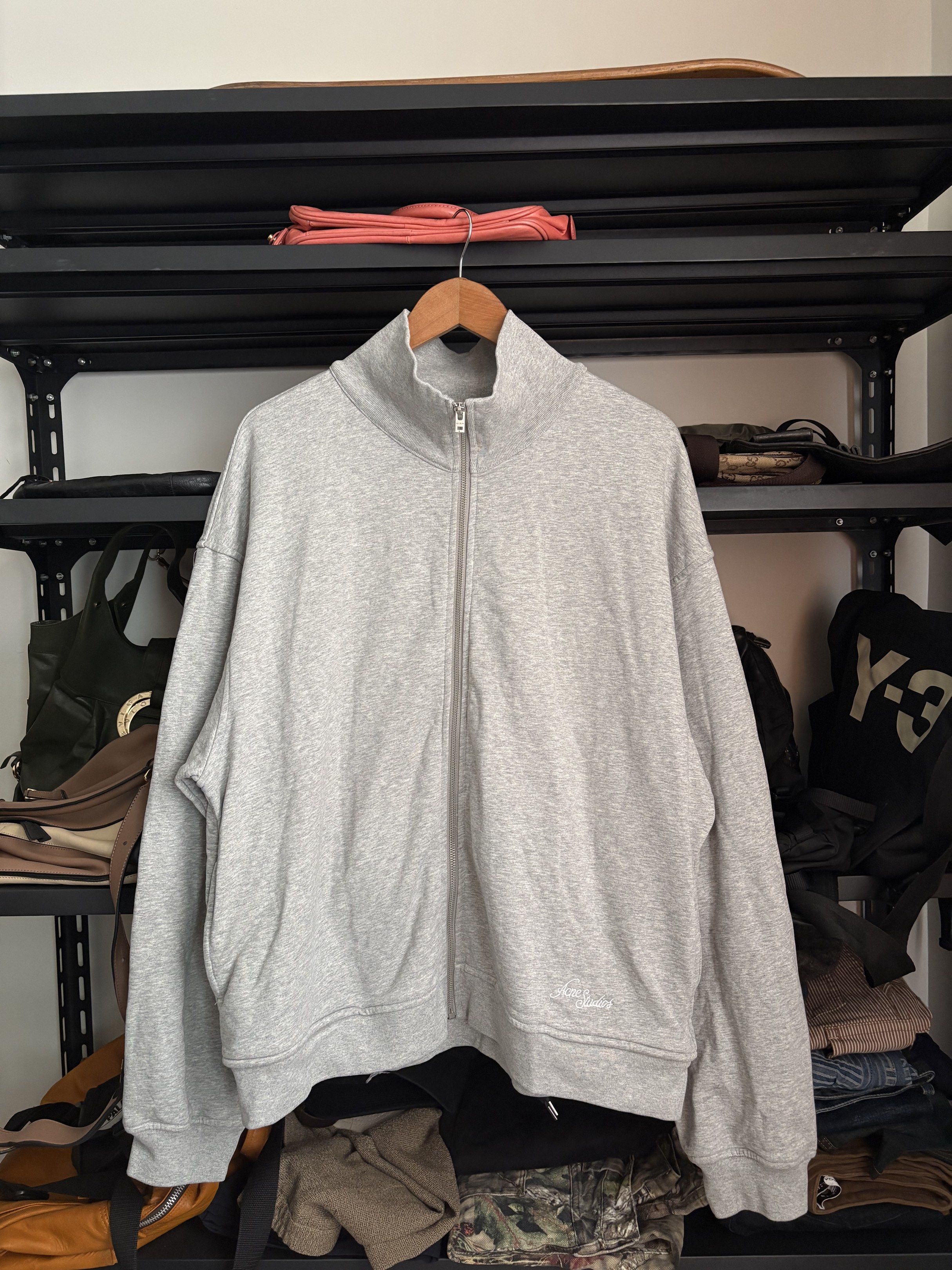 Acne Studios Zip Up Sweatshirt (Category: Luxury Apparel) located in Naga. Submitted by sislovesme (Listing ID 1440800208, Image 3). Description: •Excellent Condition •No flaws •Size M Oversized •W 25.5 Inches •Lenght 27 Inches.
