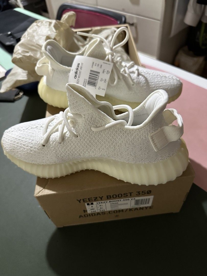 Adidas Yeezy Boost 350 V2 Cream White (Category: Sneakers) located in Manila. Submitted by jv.ln (Listing ID 1440947962, Image 3). Description: - Adidas Yeezy Boost 350 V2 - Color: Cream White - Size: US Mens 6 - Condition: Brand new, comes with original box and tags - Features: Classic design, ultimate comfort.