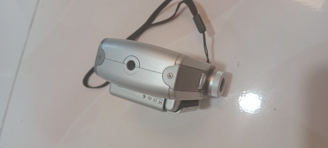 Aiptek Pocket digital video camera for sale (Category: Cameras) located in Bulacan. Submitted by Shoppe.Ups (Listing ID 1440950776, Image 2). Description: battery operated 2pcs AA battery (not included) issue : no backlight in LCD ( can use viewfinder) inclusions unit / cf card see sample pics (last 3 pics) what you see is what you get meetups: guiguinto plaridel bulacan - J&T *(Payment First) - LBC COP/COD *(payment first for shipping fee only) 