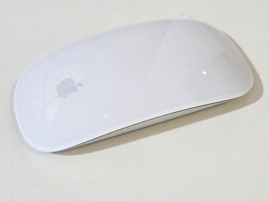 Apple Magic Mouse 2 (Silver/White) - Mint Condition with Box468431508624517122