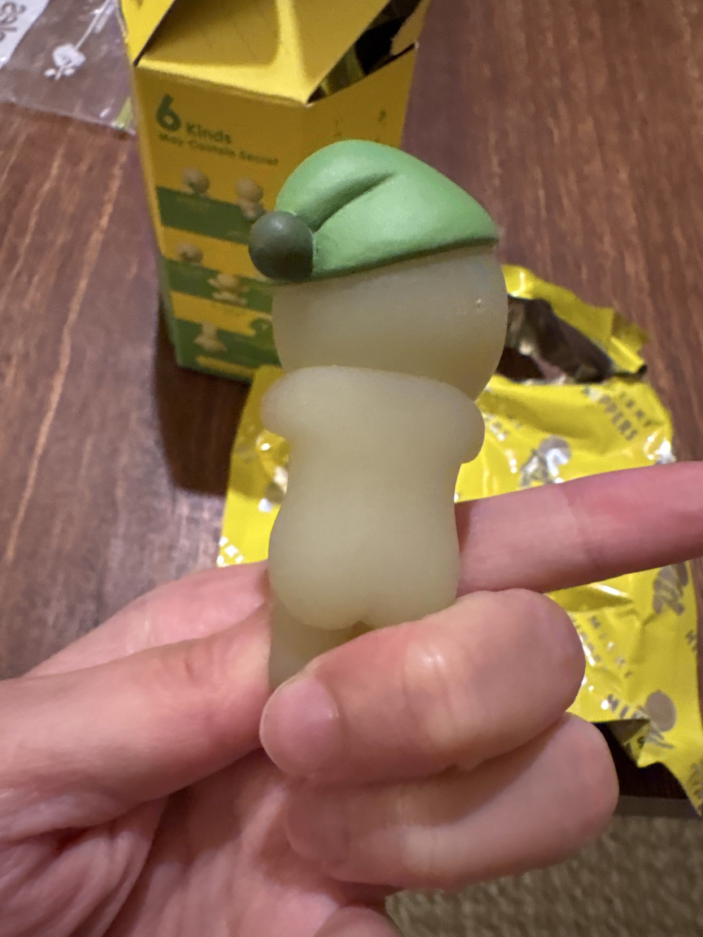 Authentic BNIF smiski hippers glow in the dark (Category: Designer & Blind Box Toys) located in Singapore. Submitted by chic.kids (Listing ID 1440869990, Image 3). Description: BNIF bought in soniandsmi shop japan!.